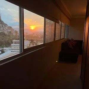En Puerto Santa Ana! Guayaquil